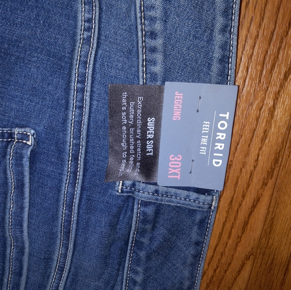 Torrid NWT size 30XT... - Picture 6 of 6